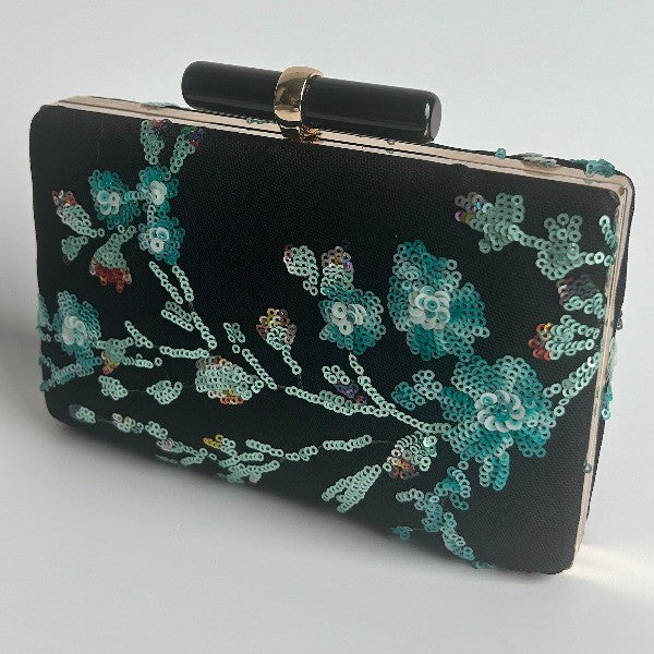Sequence Party Clutch