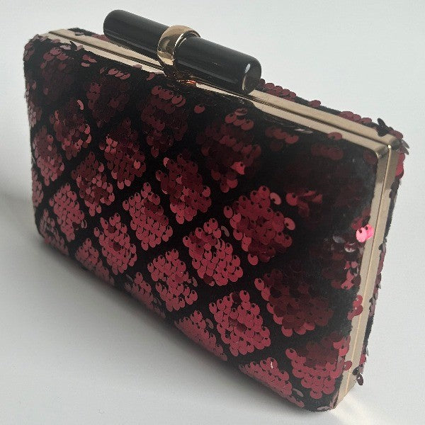 Sequence Party Clutch