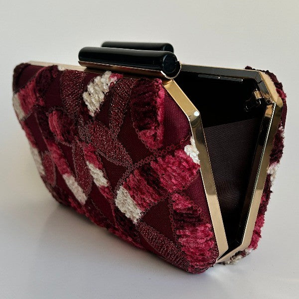 Sequence Party Clutch
